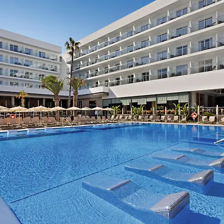 Hotel Riu Playa Park-3